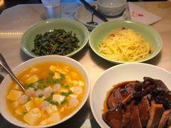 -弄堂里(西溪龙湖天街店)