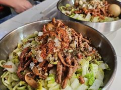 -鹍记特色牛杂面