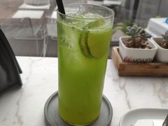 -UNI UNI(环亚凯瑟琳店)