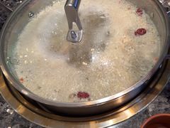 -一席地·本地鸡窝·杭帮鸡火锅(萧山银隆百货店)
