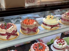 -花花卷卷·鲜食蛋糕(静安久光百货店)