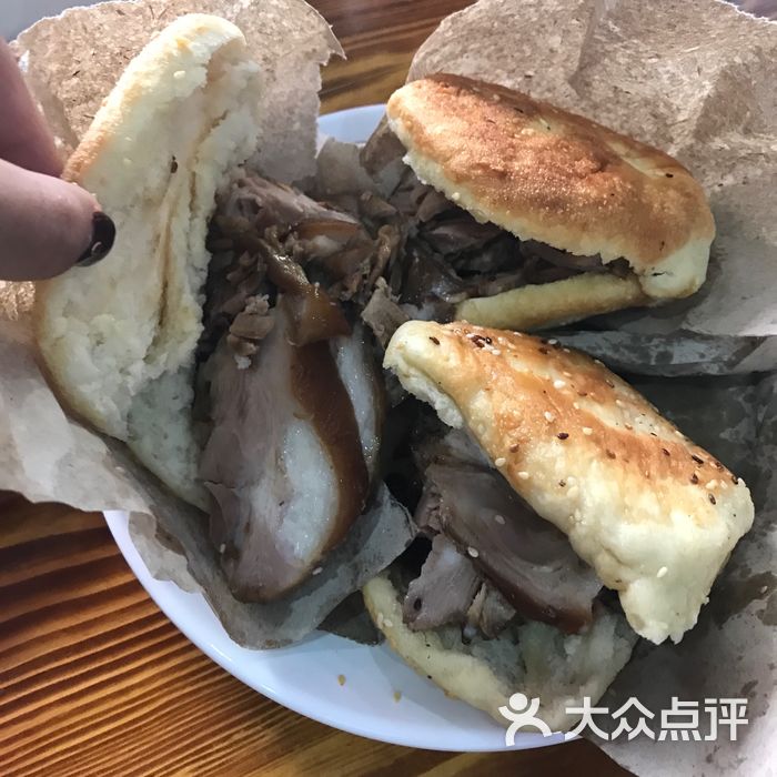 西海子西园烧饼夹肉