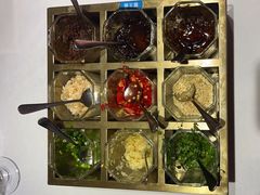 -德天肥牛海鲜火锅(城西银泰店)