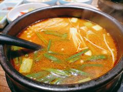 -明洞阿姨·韩式酱蟹烤肉·创意料理(三元桥店)