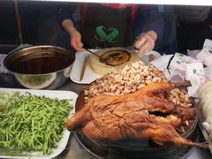 -食上东新街美食街区(民乐新都会店)