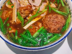 -镇南锅盖面馆(解放路店)