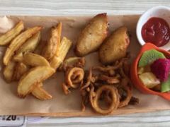 -必胜客(宝杨路宅急送店)