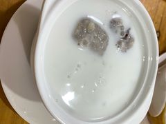 椰汁香芋西米露-水牛奶皇后糖水铺
