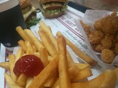 -The Habit Burger Grill 哈比特汉堡(爱琴海店)
