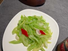 -吴越荣记苏州菜·松鼠桂鱼100%活鱼现做(斜塘老街店)