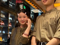 -雍容荟帝王蟹活龙虾展台自助(IFS黑金店)