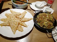 -秦香阁·西北家常菜(徐汇日月光中心店)