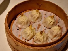 蟹粉小笼包-绿波廊(豫园店)