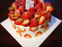 -半勺舒舒生日蛋糕店