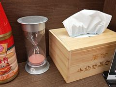 -广信牛奶甜品世家(台东店)