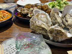 -蚝堡海鲜·威海菜·海肠捞饭·烧烤·亚洲吃蚝公司(幸福门店)