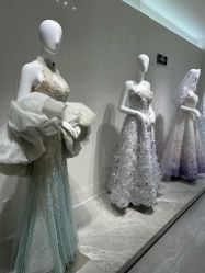 -南京宝娜嫁衣婚纱礼服馆(中央路店)