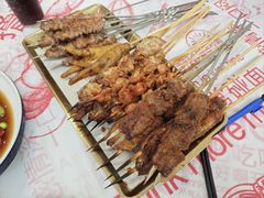 -老班长·小龙虾·鲜货烧烤大排档(金街美地店)
