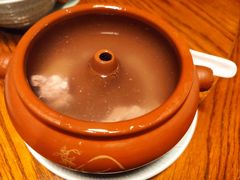 云南名材汽锅鸡&nbsp;/例-丽江金茂凯悦臻选酒店-滇香馆
