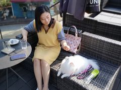 -UNI UNI(环亚凯瑟琳店)