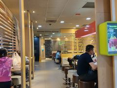 大堂-麦当劳(海岸城店)