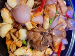 -钳真多钓虾馆·小龙虾海鲜烧烤(九六广场店)