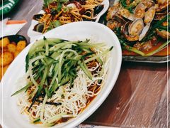 -肥肥虾庄·金牌油焖大虾(汉口城市广场店)