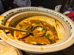 -魏铭鱼头捞饭(晋阳路店)