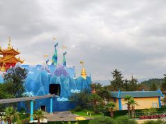 -七彩云南欢乐世界