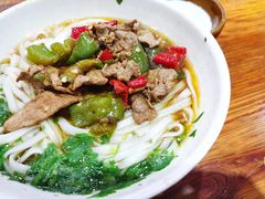 辣椒炒肉粉-肆姐面粉馆(坡子街店)