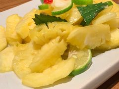 -云海肴·汽锅鸡·云南菜(天山百盛优客店)