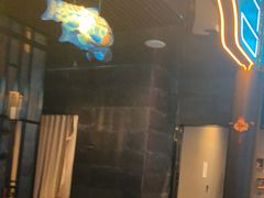 -屋有岛沉浸游戏旗舰店(中山公园店)