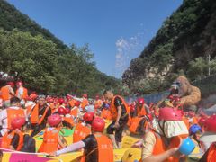 -尧山大峡谷漂流