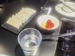 -鲜入唯煮·港式海鲜牛肉火锅(金宝街店)