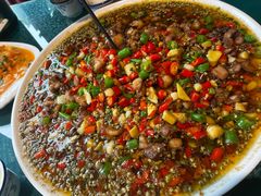 双椒仔兔-厨神老街兔·淳朴人家店(盐帮菜风味名店)