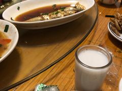 -大树下饭店(春晓镇慈岙社区卫生服务站南)