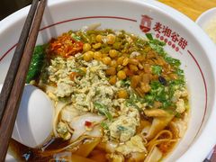 -呷佬·长沙手工米粉(金沙江路店)