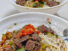 -阿阳牛腩腌面店