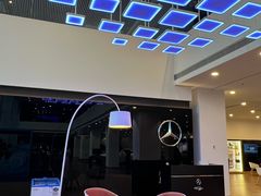 -浙江星杭奔驰4S店(海创园店)