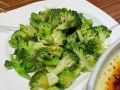 -峨嵋小镇·川菜(正定朗华店)