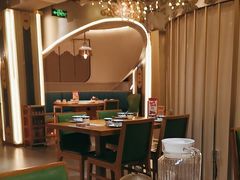 -娜仁图雅蒙古美食村(33小镇店)