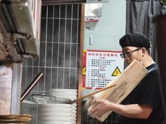 -顺溜·手工刀削面·黑金店(铜锣湾店)