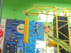 -重庆际华园室内极限运动中心