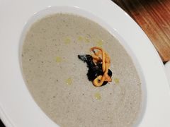 奶油蘑菇汤-1886德国汽车餐厅(外滩十六铺码头店)