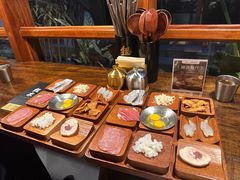 -银米·云南传统过桥米线(双廊黑金冠店)