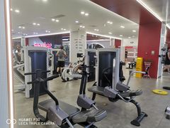 -英派斯健身旗舰店(海信国际中心馆)
