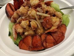 -万龙洲海鲜(大兴绿地缤纷城店)