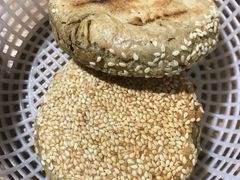 芝麻烧饼-新月斋(豆瓣胡同店)