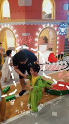 -哈尼鹿儿童乐园(长沙梅溪湖步步高店)
