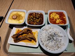 -老乡鸡(上海品尊国际中心店)